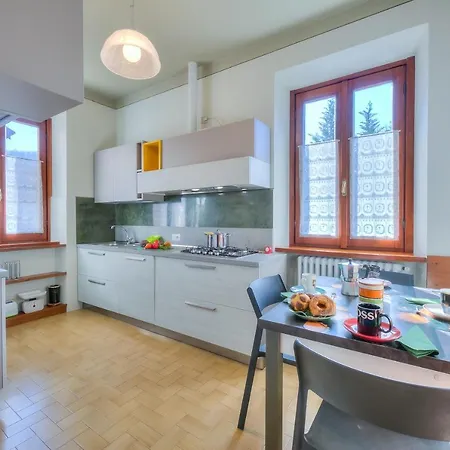 Anita Fitness Retreat - Happy * Gemonio