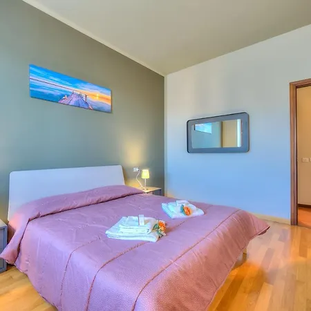 Holiday home Anita Fitness Retreat - Happy Gemonio