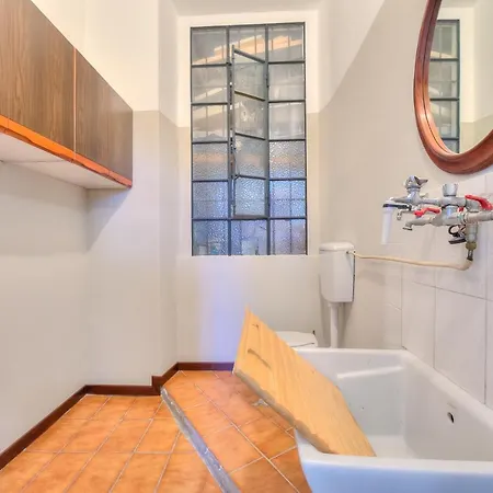 Anita Fitness Retreat - Happy *