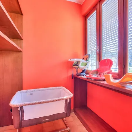 Holiday home Anita Fitness Retreat - Happy